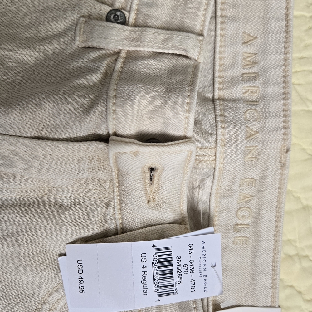 American Eagle Outfitters Cream Jeans